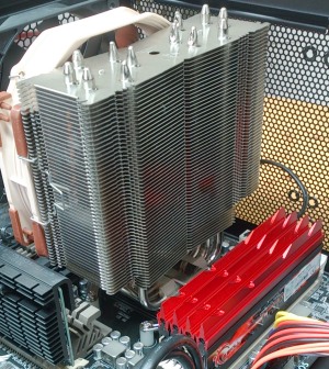8-Kern-Hochleistungs-PC mit Wasserkühlung